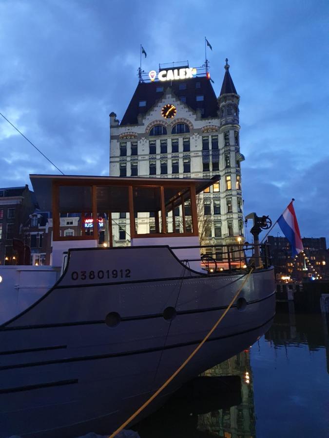 Hotel De Coaster & Aquarium Ponton Rotterdam Exteriér fotografie