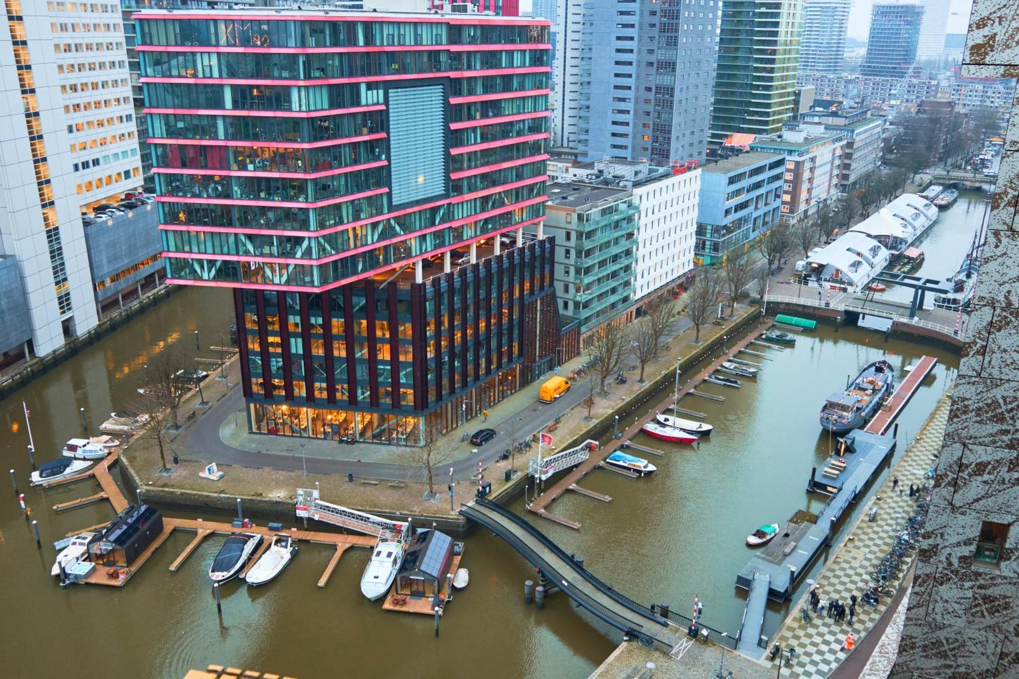 Hotel De Coaster & Aquarium Ponton Rotterdam Exteriér fotografie